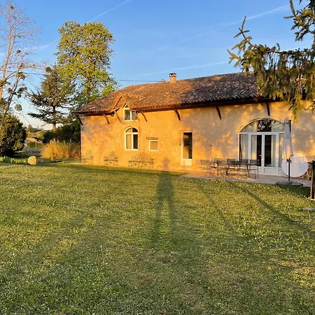 Le De Chateau Lardier Casa de Férias *